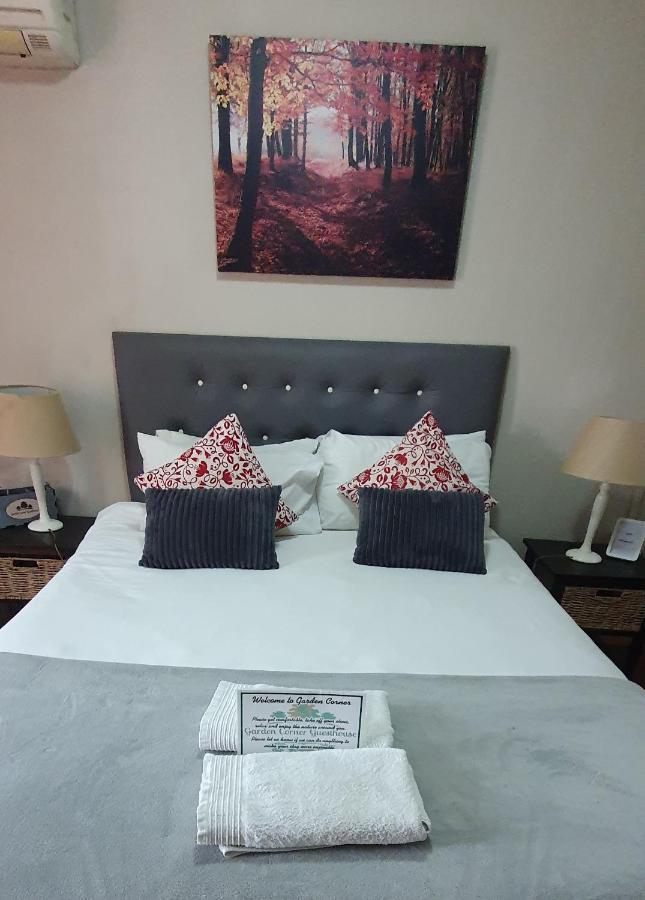Garden Corner Guesthouse Бофорт-Уэст Экстерьер фото