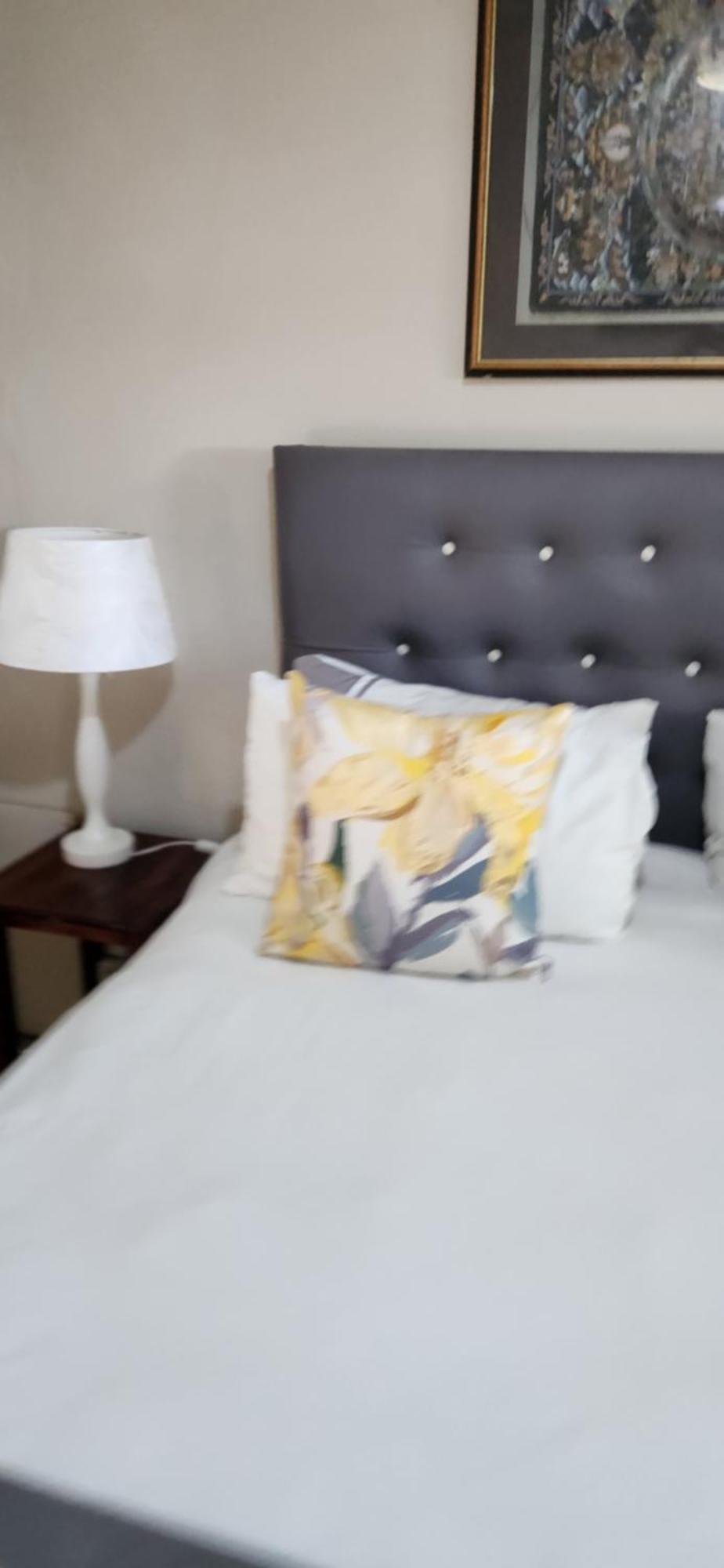 Garden Corner Guesthouse Бофорт-Уэст Экстерьер фото